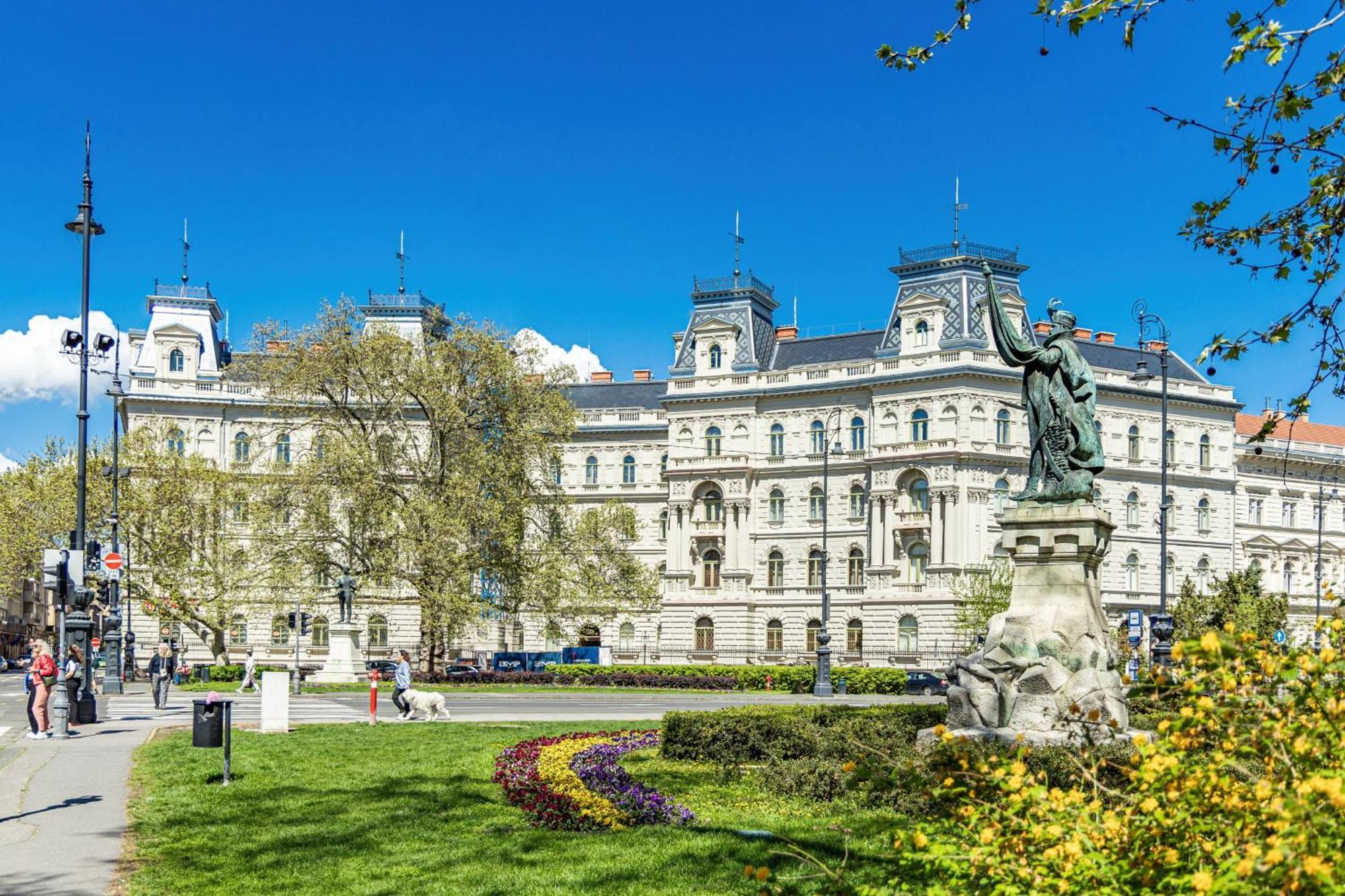 Apartamento Count Andrassy Luxurious Budapeste
